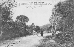 St Léonard Des Bois * Route , La Brèche Du Rocher De La Vigne - Saint Leonard Des Bois