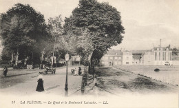 La Flèche * Le Quai Et Le Boulevard Latouche * Attelage - La Fleche