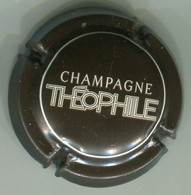 CAPSULE-CHAMPAGNE ROEDERER Louis N°110 Cuvée THEOPHILE Marron Foncé & Blanc - Roederer, Louis