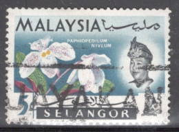 Malaya Selangor 1965 Single 5 Cent Stamp From The Flowers Set In Fine Used Condition. - Selangor