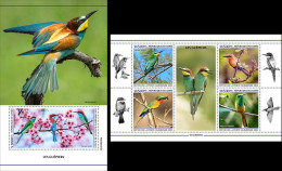 Guinea 2023, Animals, Bee-eaters, 4val In BF +BF - Hummingbirds