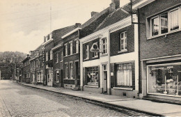 Stokkem : Steenkuilstraat Met Bakker, Café , Supra ,.. --- 1969 - Dilsen-Stokkem