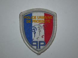 ECUSSON Collection POLICE URBAINE DE PROXIMITE PREFECTURE DE POLICE PARIS - Policia