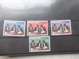 Zaire  880/883 Année De La Femme De Vrouw  Neuf ** Mnh  ( 1975 ) Parfait Perfect - Unused Stamps