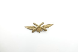 Militaria - INSIGNIA : Cap Badge Kepie : Artillerie Luchtdoel GTA Korporaal - België Belgium - Beret - Autres & Non Classés