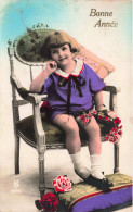 ENFANT - Bonne Année - Petite Fille Assise Dans Un Fauteuil - Colorisé - Carte Postale Ancienne - Ritratti