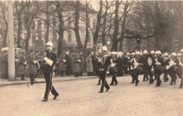 BELGIQUE - Bruxelles - Funérailles Du Roi Albert, Un Détachement Français Défile - Carte Postale Ancienne - Squares