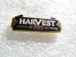 PIN'S  BIÈRE  HARVEST   DRY  Email Grand Feu - Bierpins