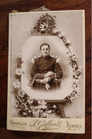 Photo Cabinet 1900's Militaire 10e RA  Artillerie Tirage Albuminé Albumen Print Vintage Photographe Graveleau Rennes - Alte (vor 1900)