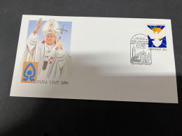 30-9-2023 (2 U 34) Australia FDC - 1986 - Pope John Paul II Visit To Australia (Canberra P/m) - Otros & Sin Clasificación