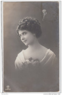 Young Girl Old Postcard Travelled 1912 Knjazevac Serbia To Zagreb Bb160711 - Pin-Ups