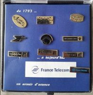 Coffret  10  Pin' S  FRANCE  TELECOM De  1793  à  Aujourd'hui, Un  Avenir  D' Avance - France Telecom