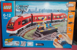 Lego City : Train Voyageur Rouge - Boîte Jamais Ouverte (Voir Photos) - Unclassified