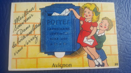 Carte à Systeme Boite Aux Lettes Et Petite Fille  , Avignon - Cartoline Con Meccanismi