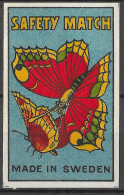 ANTIQUE MADE IN SWEDEN  Phillumeny MATCHBOX LABEL BUTTERFLIES  3.5 X 5   Cm  RARE - Luciferdozen - Etiketten