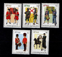 IRELAND, 1995,  MNH Stamp(s), Military Uniforms, Stanley & Gibbons, Nr(s) 954-958 Scannr. 5449 - Neufs