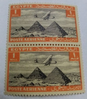 EGYPT 1933 - Pair Of An Imperial Airline Over The Pyramid STAMP, SG 193, Original Gum , MNH - Neufs
