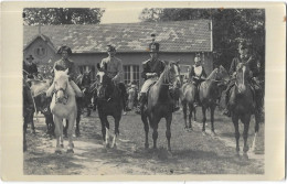 CARTE-PHOTO Groupe De Soldats à Cheval (fête ?) - Photo Autin PUTANGES - Putanges