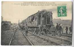 CPA 28 CATASTROPHE DE COURVILLE (14 Février 1911)  Rencontre Du Rapide Paris-Brest Avec Un Train De Marchandises - Courville