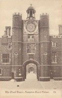 AK 167692 ENGLAND - London - Hampton Court Palace - The Clock Tower - Hampton Court