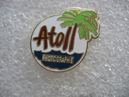 Pin's ATOLL Photographe, Mer, Palmier - Photography