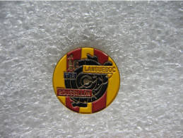 Pin's Du Club De Tir Du Languedoc Roussillon - Bogenschiessen