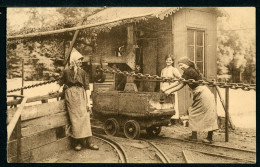 CPA - Carte Postale - Belgique - Le Charbonnage - L'Accrochage Des Berlines à Un Croisement Du Traînage (CP23512) - Mines