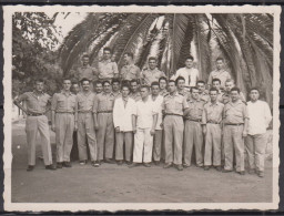 Militaria    Photo  De Groupe    AVIATION    Le 21 Déc 1957    Dim 115x85 - Aviation