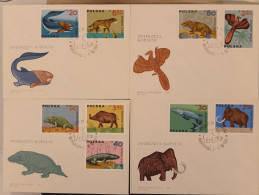 SD)POLAND. PREHISTORIC ANIMALS. DINOSAUR. FDC - Colecciones