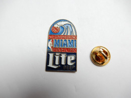 Beau Pin's , Basket , All-Star Miami , Bière Beer Lite - Basketbal