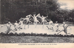 Danse - Calliope Charissi Et Huit De Ses Onze Fils Et Filles - Carte Postale Ancienne - - Entertainers