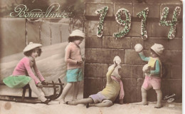 FETES ET VOEUX - Nouvel An - Des Enfants Jouant à La Neige - Colorisé - Carte Postale Ancienne - Nieuwjaar