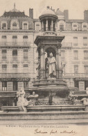 LYON Fontaine De La Place Des Jacobins Magasin Timbre Taxe 10c 1904 - Lyon 2