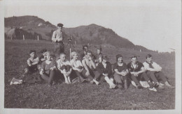 Gruppenbild Mit Fotograf       Ca. 1930 - Sonstige & Ohne Zuordnung