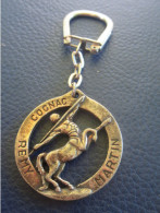 Porte-Clé Publicitaire Ancien/Alcool/Centaure/Cognac  / " Rémy Martin "/Métal /Vers 1960-1970    POC675 - Key-rings