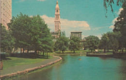 Hartford - Connecticut Skyline - As Seen From Beautiful Bushbell Park In The Center  Of Hartford The Tower Of The Travel - Hartford