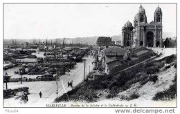 Marseille - Bassins De La Joliette Et La Cathédrale - Joliette, Hafenzone