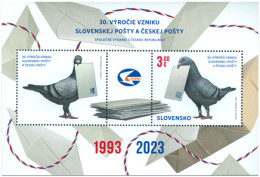 SLOVAKIA - Czech Republiс.2023.Joint Issues.30th Anniversary Of The  Czech Post And Slovak Post. S/s ** . - Posta