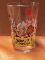 VERRE ASTERIX ET OBELIX,ASTERIX ET CLEOPATRE , GOSCINI UDERZO ® AMORA® 2002 - Eetgerei