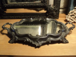 Surtout De Table Miroir En Régule Style Louis XV. - Otros & Sin Clasificación