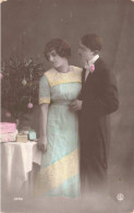 PHOTOGRAPHIE - Couple - Colorisé - Carte Postale Ancienne - Photographs