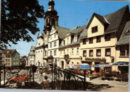 5238 HACHENBURG, Alter Markt, Gasthaus Zum Weißen Roß, VW-Käfer - Hachenburg