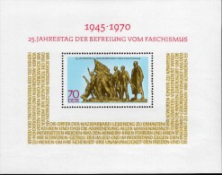 DDR Block 032 Befreiung Vom Faschismus Postfrisch MNH *** ( 3 Blocks / 3 Items) - 1950-1970