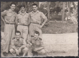 Militaria  Photo De Militaires En Groupe  Dim 80x110  Venant D'un Album  D' AVIATION En AFRIQUE DU NORD  De 1957 à 1959 - Fliegerei