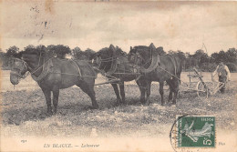 EN BEAUCE- LABOUREUR - Attelages