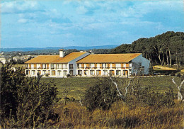 30 - Gallargues Le Montueux - Clinique "Les Oliviers" - Gallargues-le-Montueux