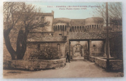 CPA PERNES LES FONTAINES 84 Porte Notre Dame - Pernes Les Fontaines