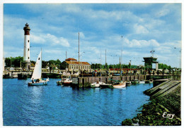 14 OUISTREHAM RIVA BELLA - Le Phare Et L'Ecluse - Ouistreham