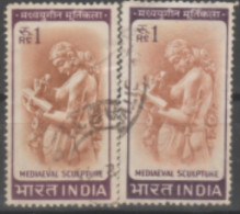 INDIA USED STAMP IN TWO DIFFERENT SHADES ON  MEDIEVAL SCULPTURE,WOMAN WRITING A LETTER,A FAMOUS WORK OF STONE - Colecciones & Series