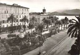 FRANCE - La Corse Ile De Beauté - Ajaccio - Place Foch Statue Du 1er Consul Et L'Hôtel De Ville - Carte Postale Ancienne - Ajaccio